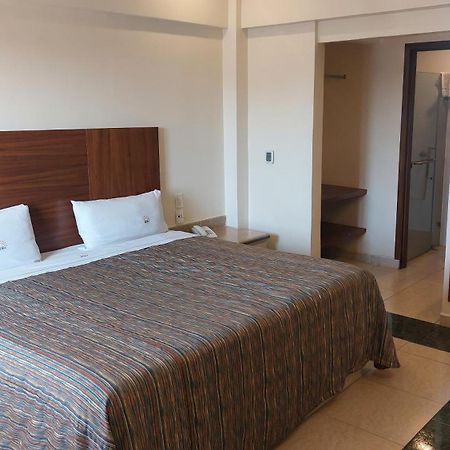 Hotel Real Del Sol - Zona Expo Industrial Guadalajara Zewnętrze zdjęcie