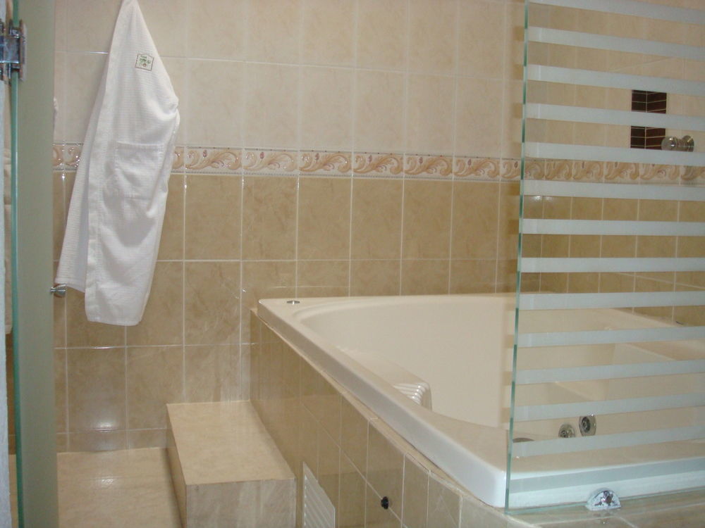 Hotel Real Del Sol - Zona Expo Industrial Guadalajara Zewnętrze zdjęcie