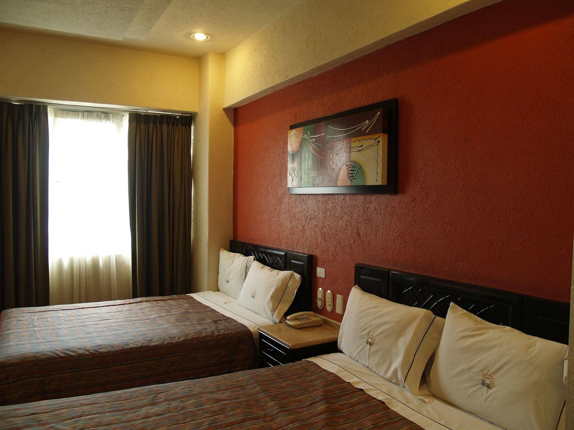 Hotel Real Del Sol - Zona Expo Industrial Guadalajara Zewnętrze zdjęcie